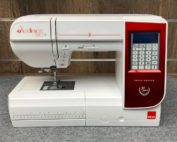 Elna eXperience 580+ 80 Jahre Edition