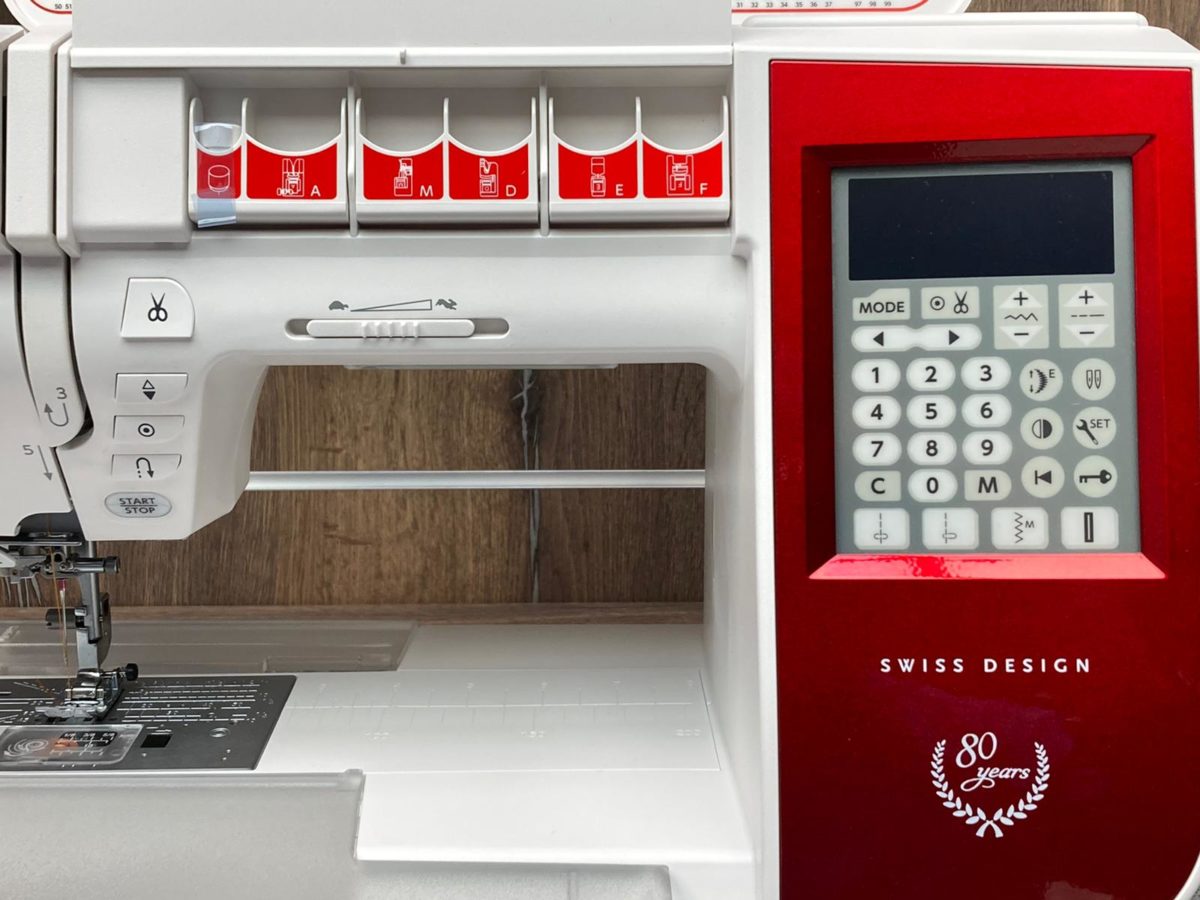 Elna eXcellence 680+ Fashion & Design » Nähmaschinen Hopf